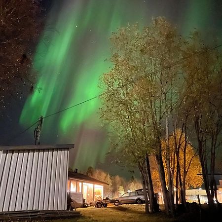 Sentral Og Romslig Leilighet Naert Senja Финнснес Экстерьер фото